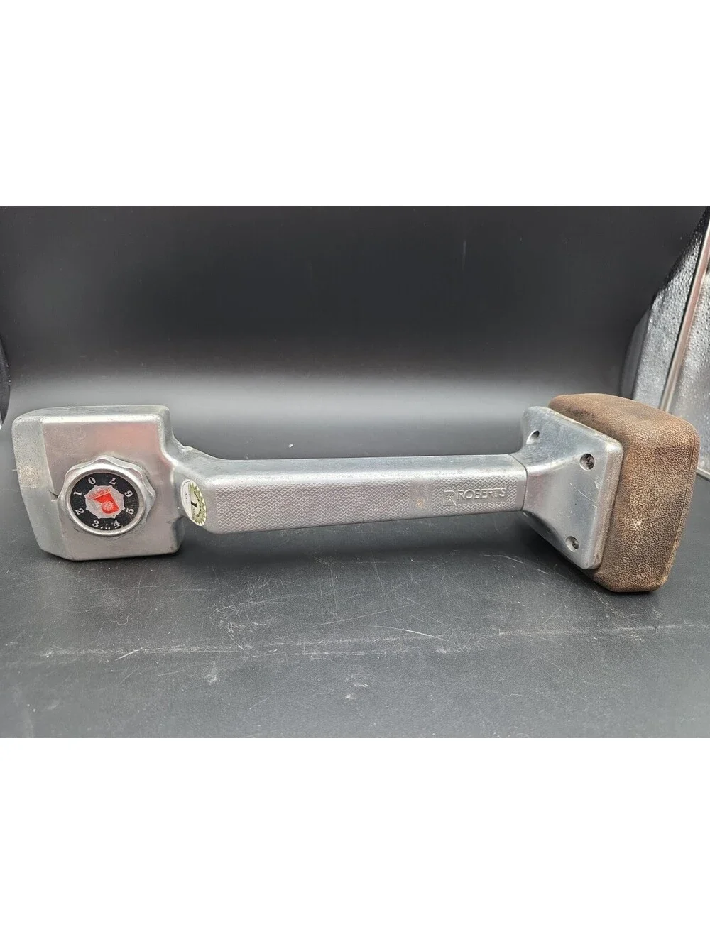Roberts Deluxe Knee Kicker Versatile Adjustable #10-412 Carpet Install USA Made